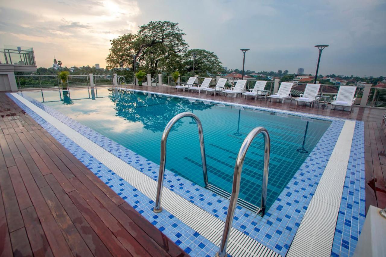 Prestige Residences At Golden Valley By Grand United Hospitality Yangon Exteriör bild