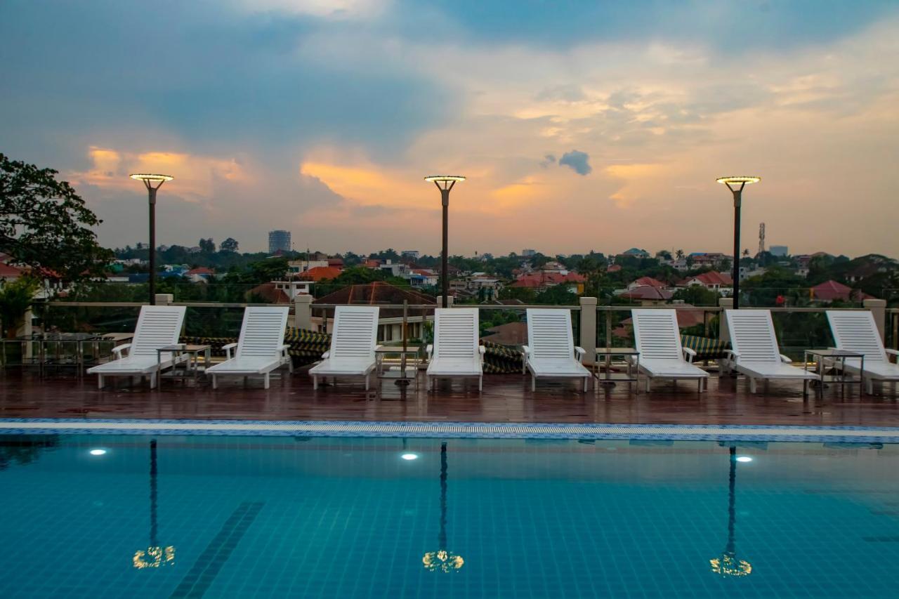 Prestige Residences At Golden Valley By Grand United Hospitality Yangon Exteriör bild